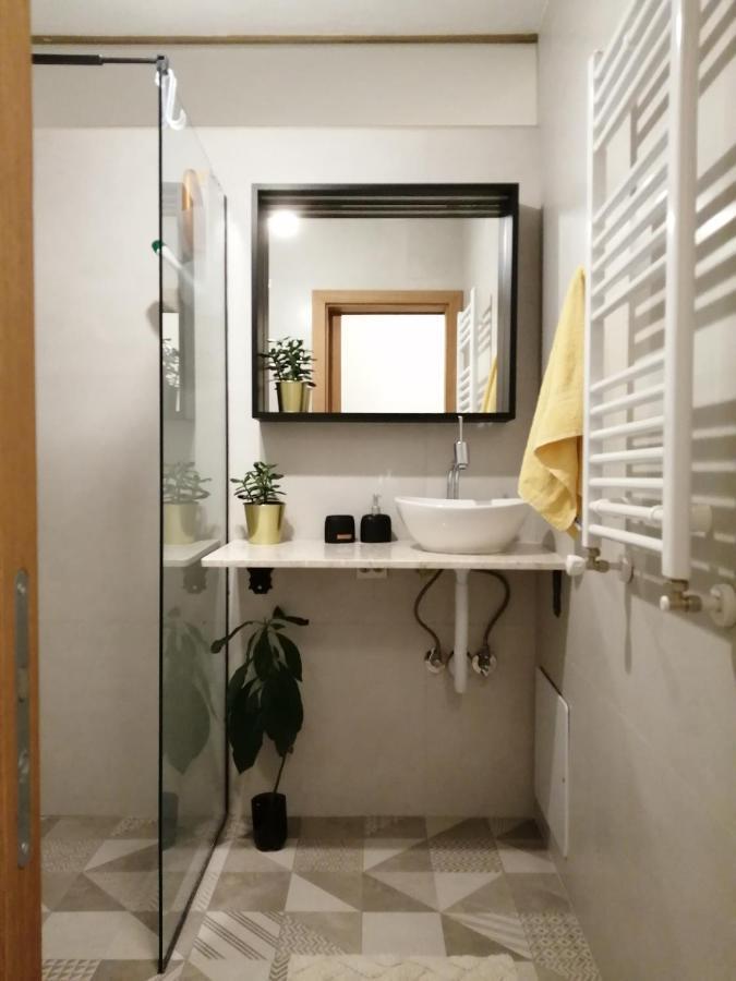Super Central & Panoramic Nick'S Apartment พริสตีนา ภายนอก รูปภาพ